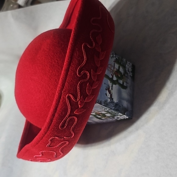 Deborah of New York 100% Wool Kentucky Derby or Church Hat
